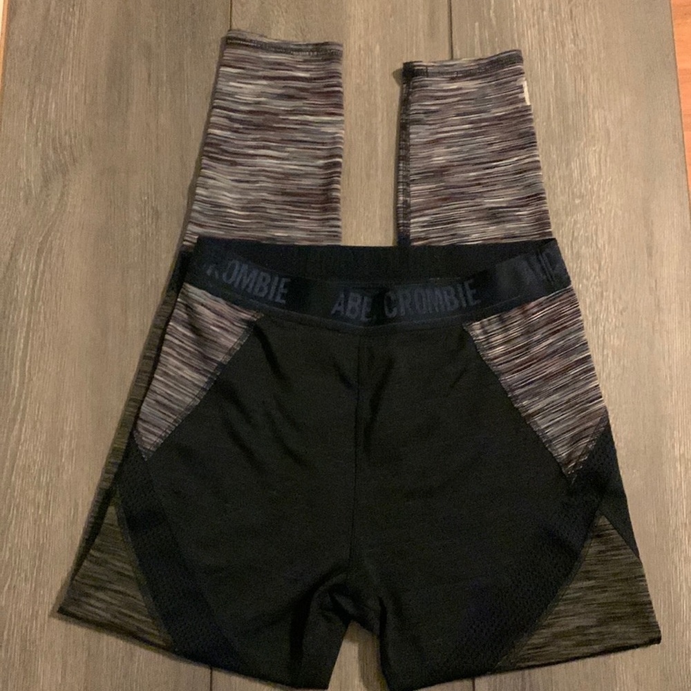 Abercrombie leggings small